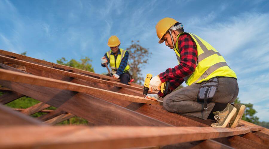 Professional Flat Roofing Installation services in Willis, MI